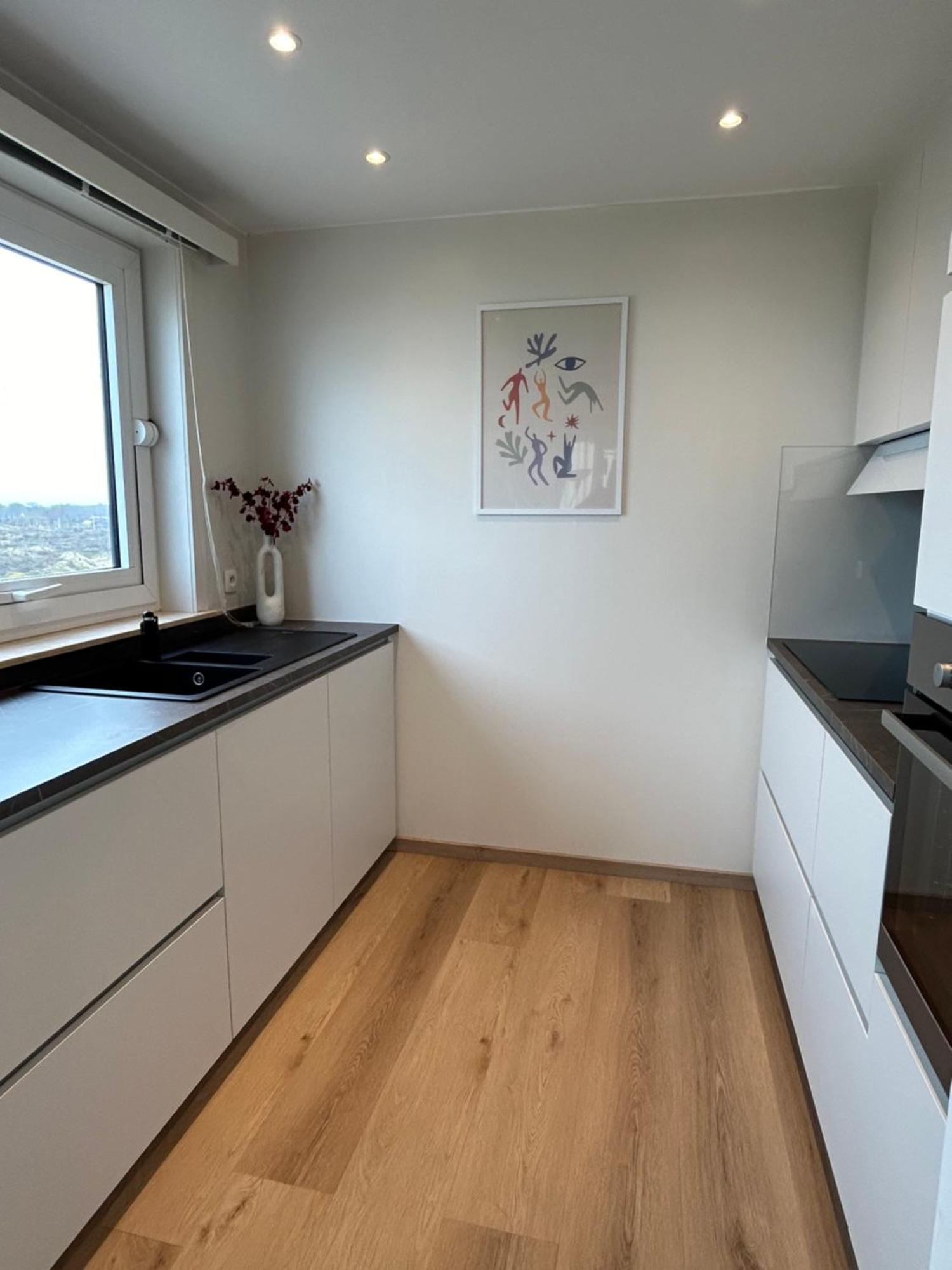 Apartment Zeedijk Res Manh